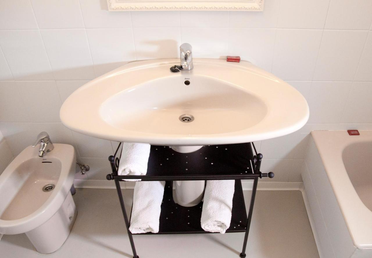 Hostal Boreal Mistral Burgo Dış mekan fotoğraf